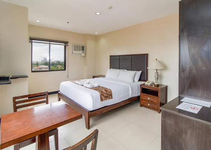 Main And Hotel 3*